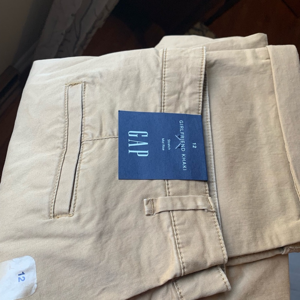 GAP Stretch Midrise Girlfriend Kahaki